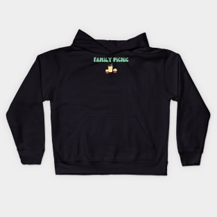 Family picnic, green text with cupcakes and lemonade Kids Hoodie